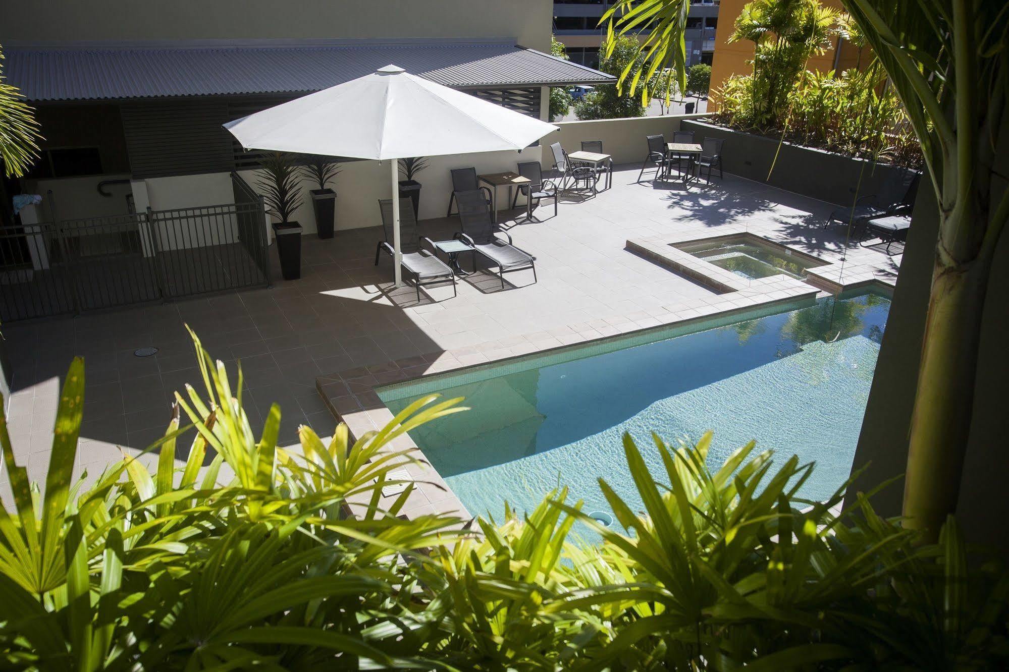 Grand Hotel And Apartments Townsville Luaran gambar